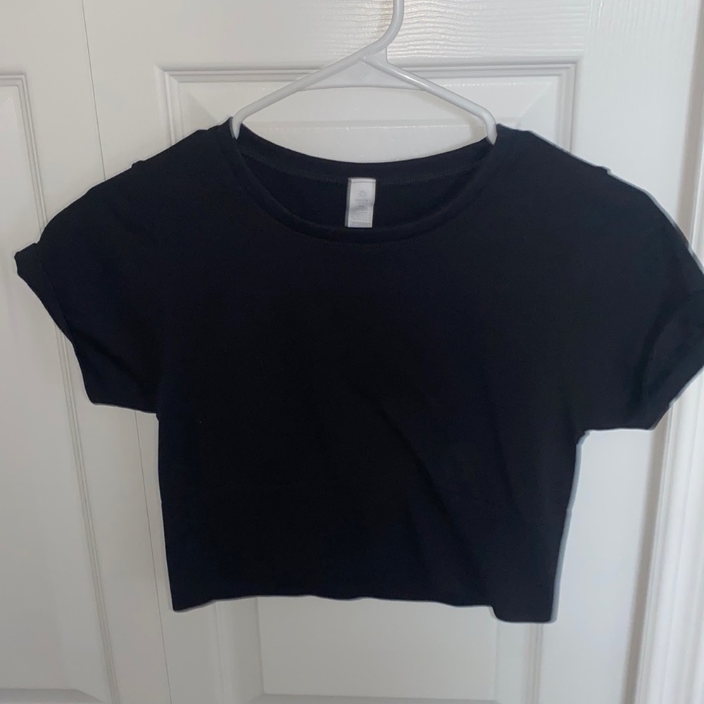 Cropped Tee